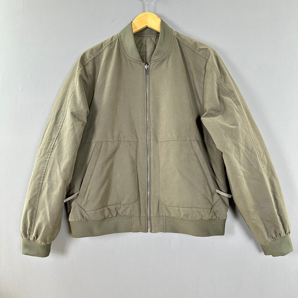 Lululemon Reversible Insulated Bomber‎ Jacket Mens M Olive PrimaLoft